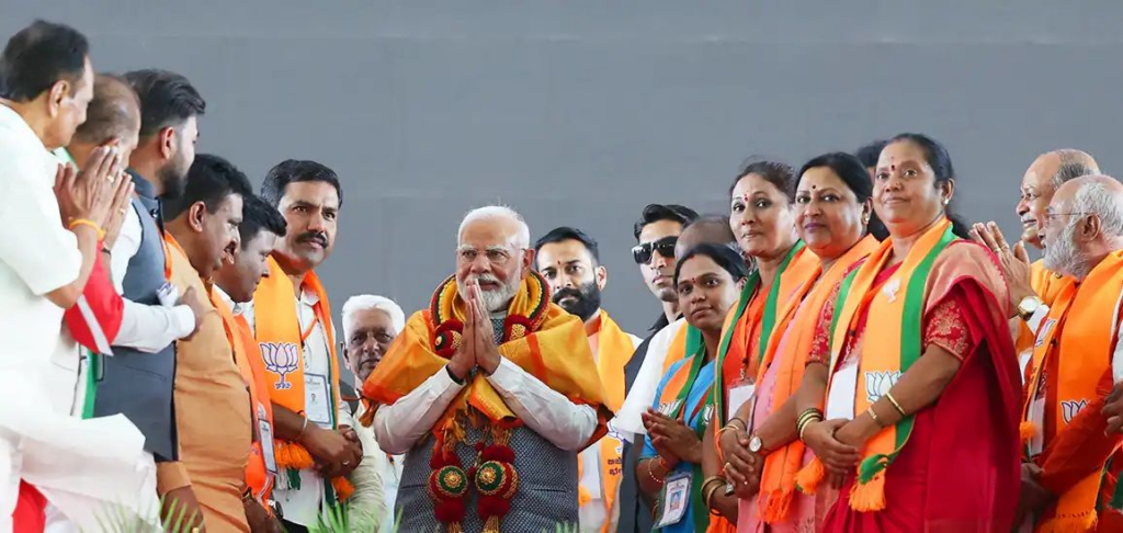 Regional Politics vs National Power: How States Shape India’s Political Landscape & The Role of Social Media in Modern Indian Elections